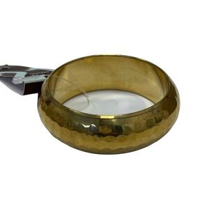 NWT Forever 21 Goldtone Hammered Bangle Bracelet